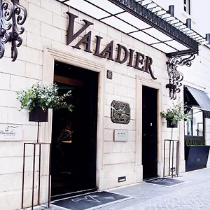 4* מלון Valadier