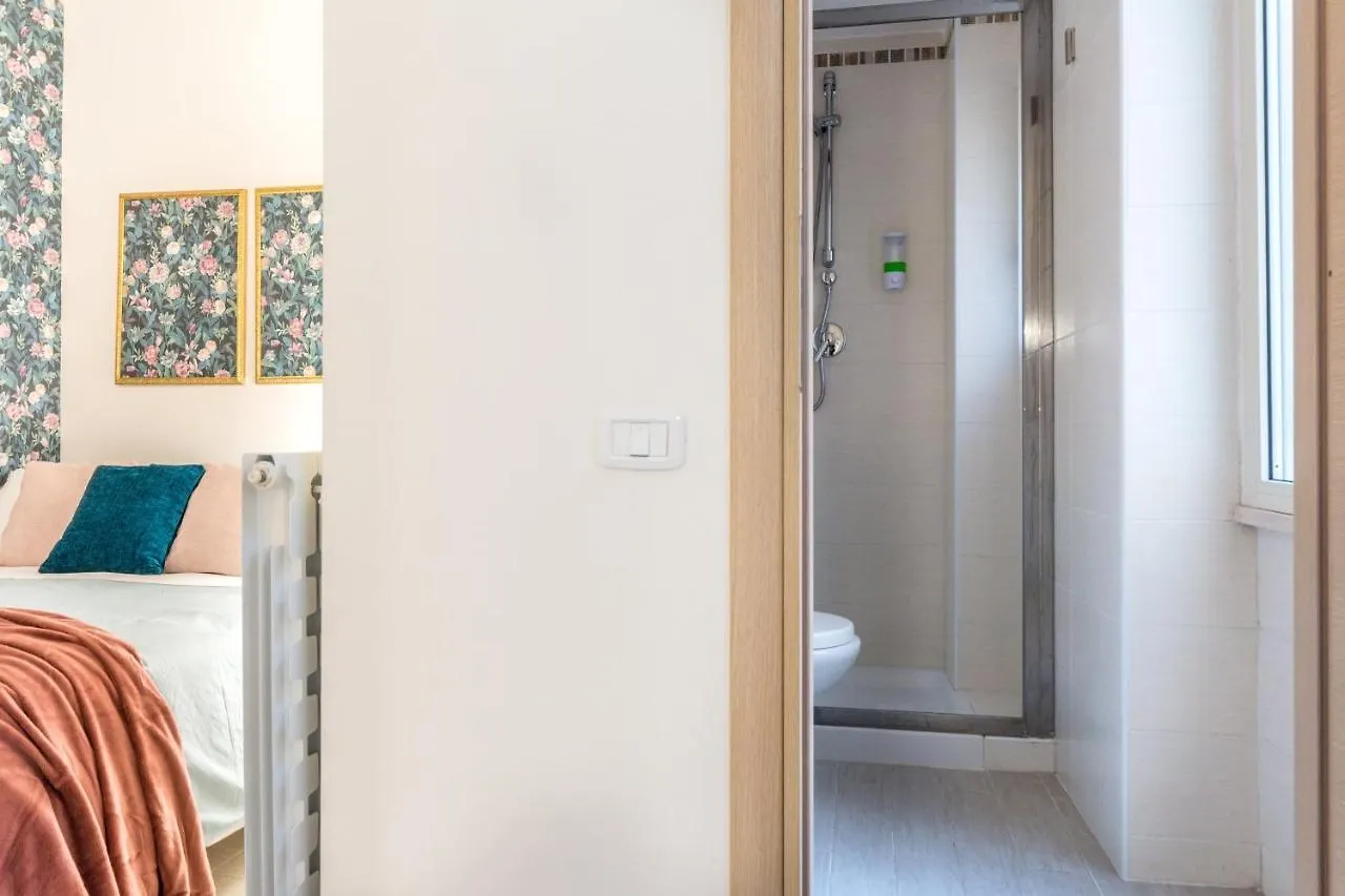 Apartamento Appartamento Flora Metro Vittorio Roma Italia